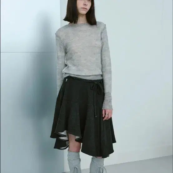 [BUNJANG] Type Service Charcoal Asymmetry Knitted Midi Skirt / 타입서비스 미디스커트