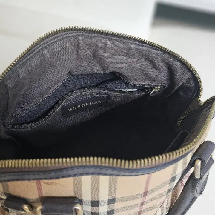 [BUNJANG] Burberry Checkered Tote Bag (Mini) / 버버리 체크 토트백 미니사이즈