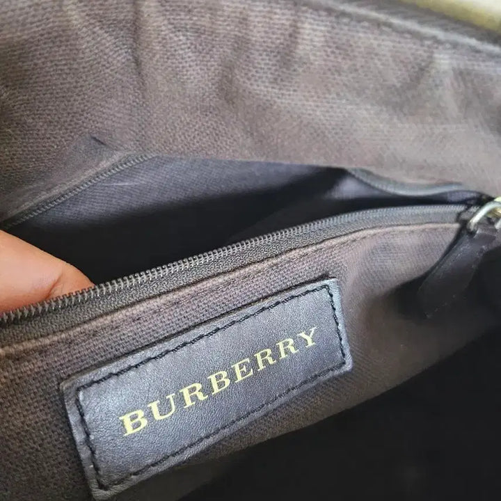 [BUNJANG] Burberry Checkered Tote Bag (Mini) / 버버리 체크 토트백 미니사이즈