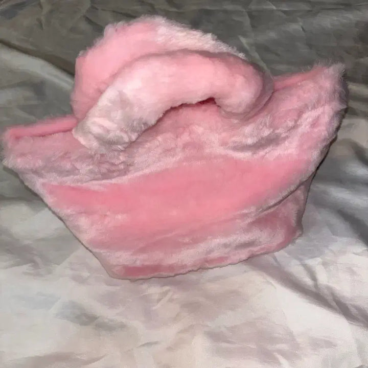 [BUNJANG] Puma Vintage Pink Fur Tote Bag / 빈티지 푸마 퍼 핑크 토트백