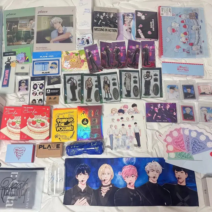 [BUNJANG] PLAVE Merchandise Bundle Set / 플레이브 굿즈/시그/키트/잡지 등 양도