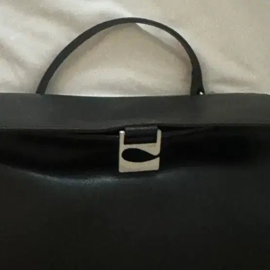 [BUNJANG] Heritage Black Designer Bag / 디자이너가방 아니 헤리티지블랙 백팝니다.