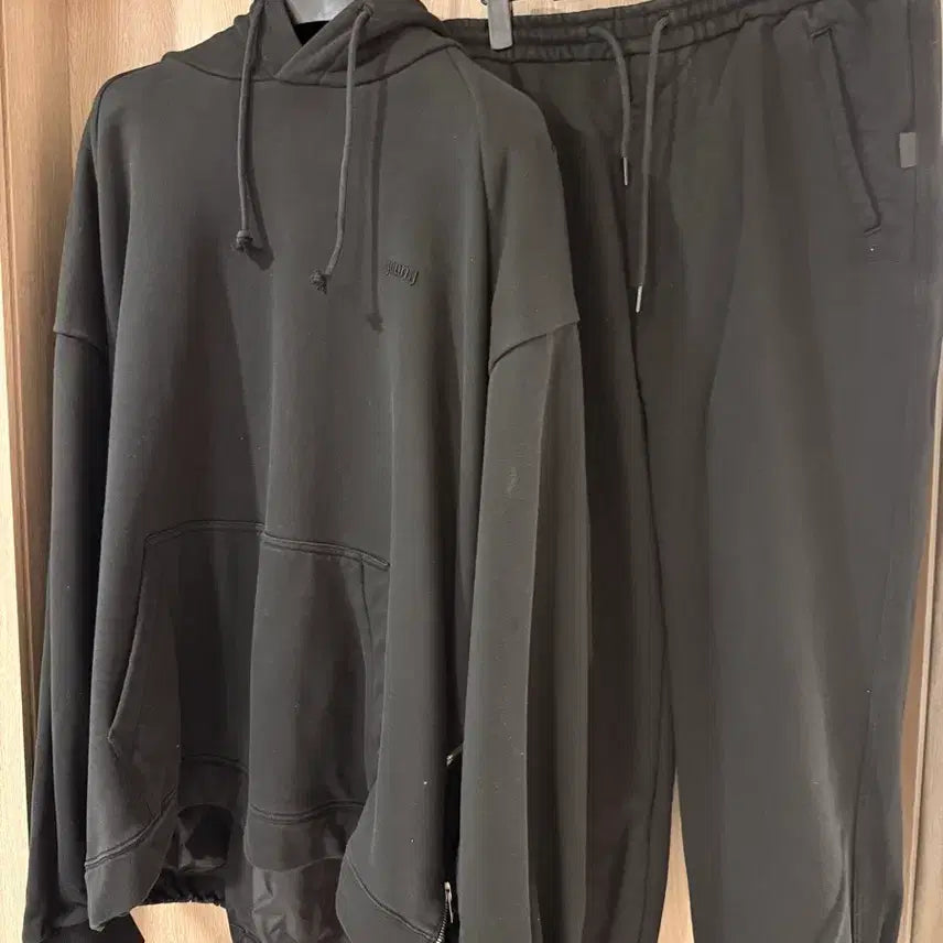 [BUNJANG] Juun.J Black Hoodie Training Set / 준지 후드 블랙 셋업 추리닝
