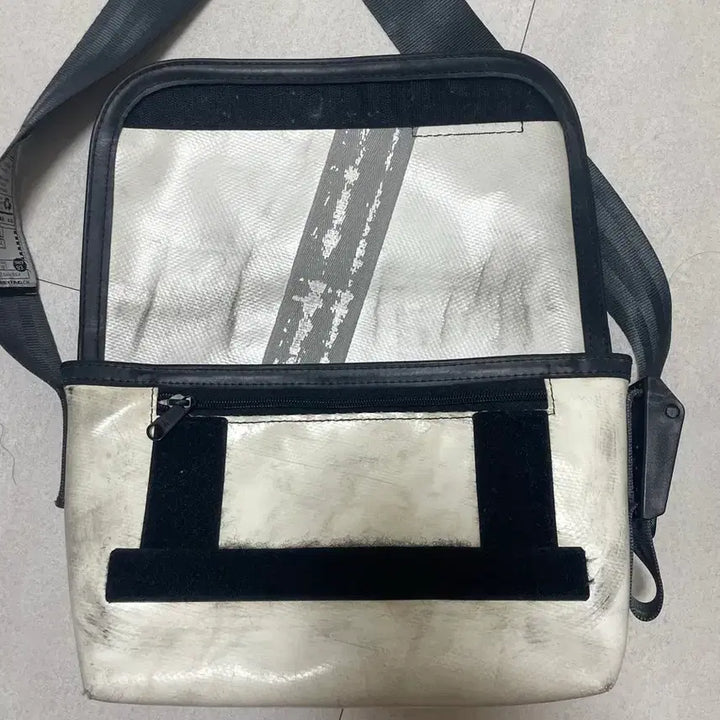 [BUNJANG] Freitag Hawaii Five-O Mint Messenger Bag / 프라이탁 하와이파이브오 하파오 민트