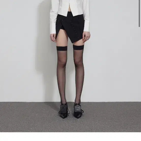 [BUNJANG] Bohemian Seoul One Shoulder Slim Fit Shirt Ivory / 보헤미안서울 원숄더 슬림핏 셔츠 아이보리