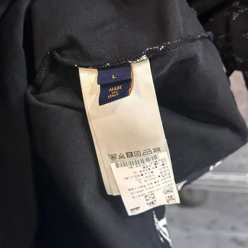 [SOLD OUT] 루이비통 모노그램 그라디언트 반팔티 L