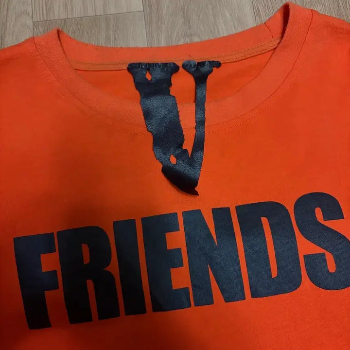[BUNJANG] VLONE Friends Long Sleeve Shirt / VLONE Friends 롱슬리브 브이론
