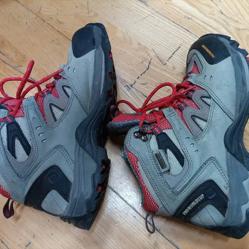 [BUNJANG] Pro Worldcup Gore-Tex Hiking Boots 235 / 프로월드컵 고어텍스 등산화 235