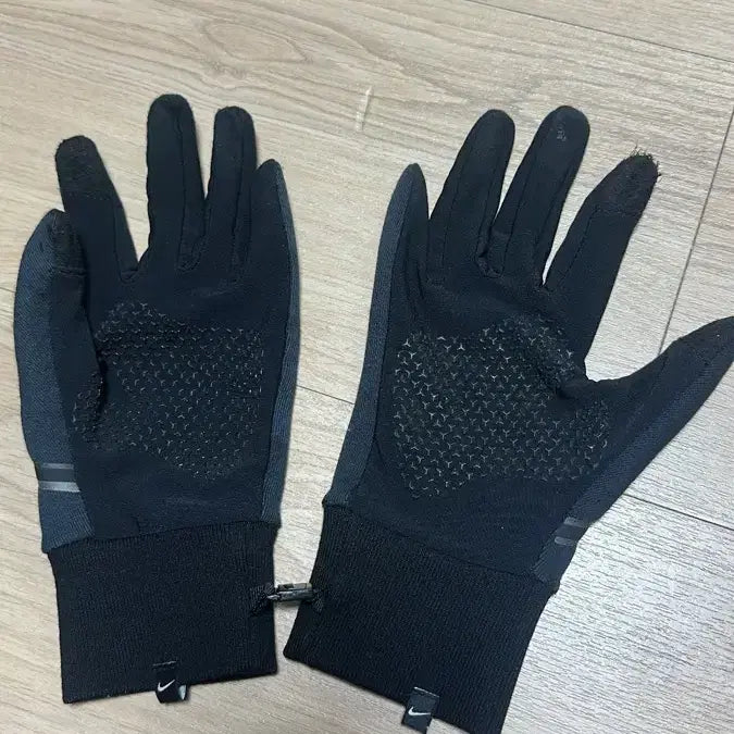 [BUNJANG] Nike Tech Fleece Gloves / 나이키 테크플리스 장갑