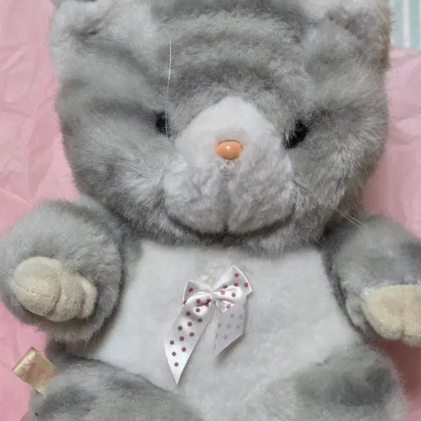 [BUNJANG] Vintage Mackerel Tabby Cat Doll / 고등어 고양이 빈티지인형