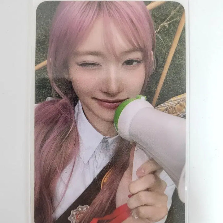 [BUNJANG] IVE Leeseo Scout Fan-Con Acrylic Photocard / 아이브 이서 스카우트 팬콘 아크릴 포토카드