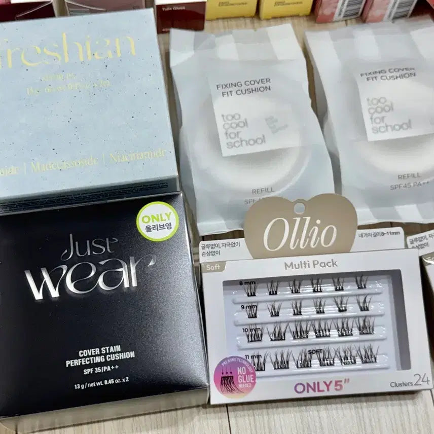 [BUNJANG] Cosmetics Bundle Set (Tint, Cushion, Eyelashes) / 미개봉 화장품 정리 - 틴트,쿠션,노글루속눈썹