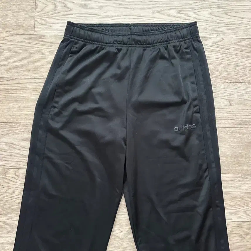 [BUNJANG] Adidas Women's Pants (Size M) / 아디다스 바지 여성M사이즈