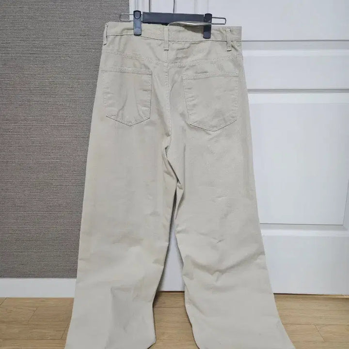 [SOLD OUT] 베이지 와이드 데님 팬츠 (32인치 정도)