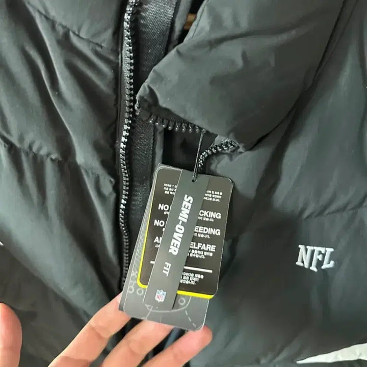 [BUNJANG] NFL Black Down Padded Jumper / NFL 블랙 패딩 점퍼