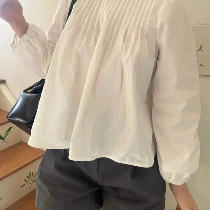 [BUNJANG] Basic Pintuck Blouse / 베이직 핀턱 블라우스