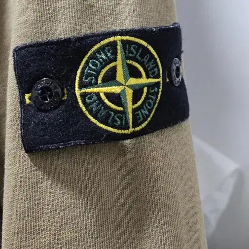 [BUNJANG] Stone Island Zip-Up Jacket (L) / 스톤아일랜드 집업(L)