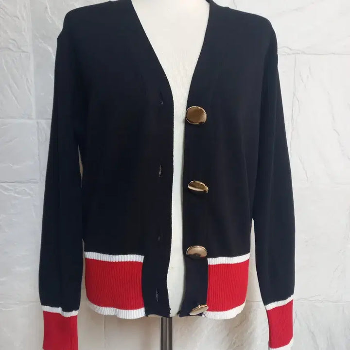 [BUNJANG] Black and Gold Button Knit Cardigan / 블랙 금장 단추 배색 가디건