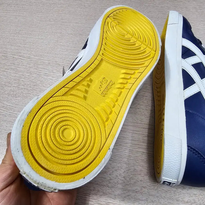 [BUNJANG] Onitsuka Tiger High Top Navy Sneakers 260mm / 오니츠카타이거 하이탑 네이비 운동화 260 ㅡ 0123