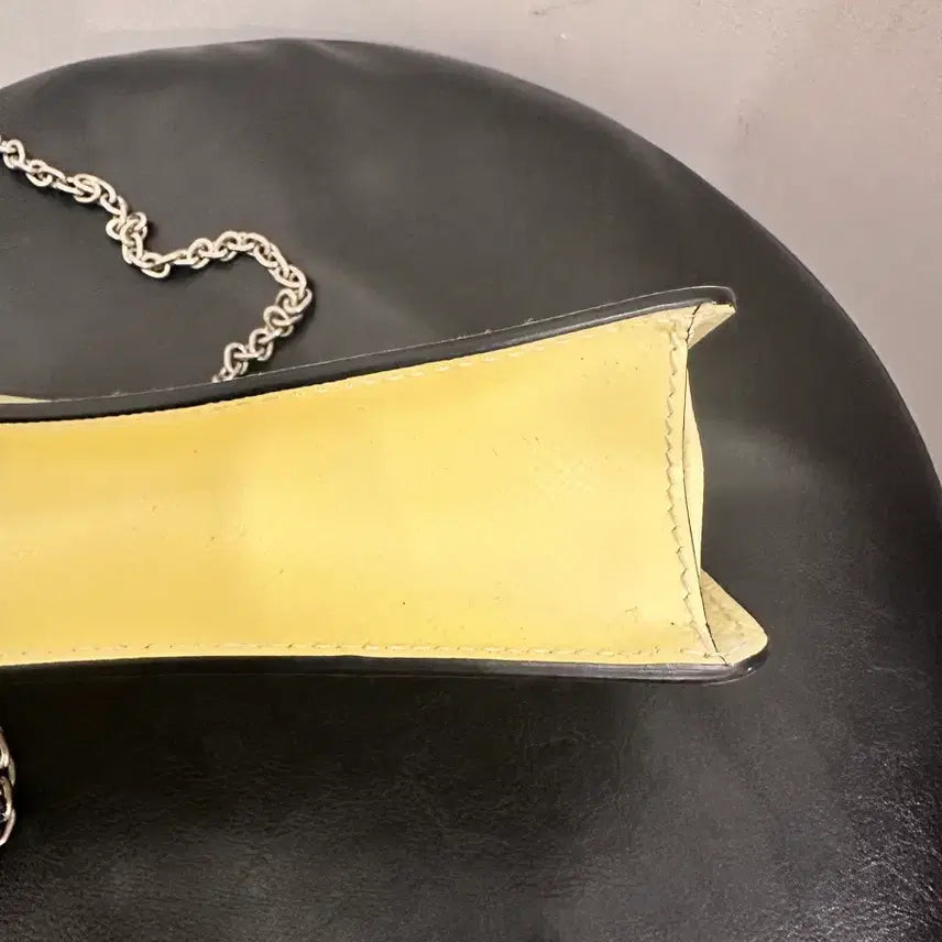 [BUNJANG] Prada Mini Crossbody Bag / 정품 프라다 미니백 크로스백 가방 가로20 변색 이염
