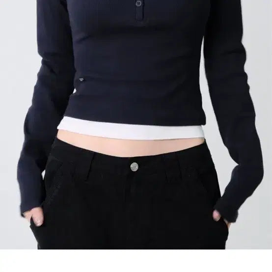 [SOLD OUT] 페일제이드 브이 헨리 넥 리브드 티