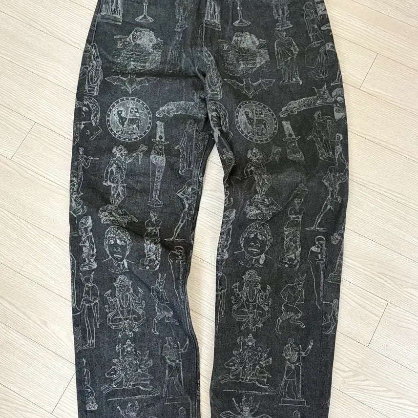 [BUNJANG] Fucking Awesome Reflective Pants / 퍼킹어썸 리플렉티브 팬츠