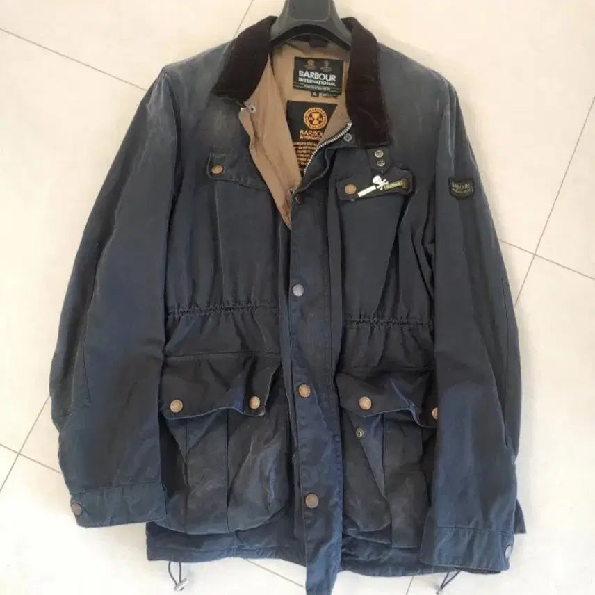 [BUNJANG] Barbour B.Intl Distressed Duke Wax Jacket / 바버 남성 네이비 B.Intl Distressed Duke 왁스자켓