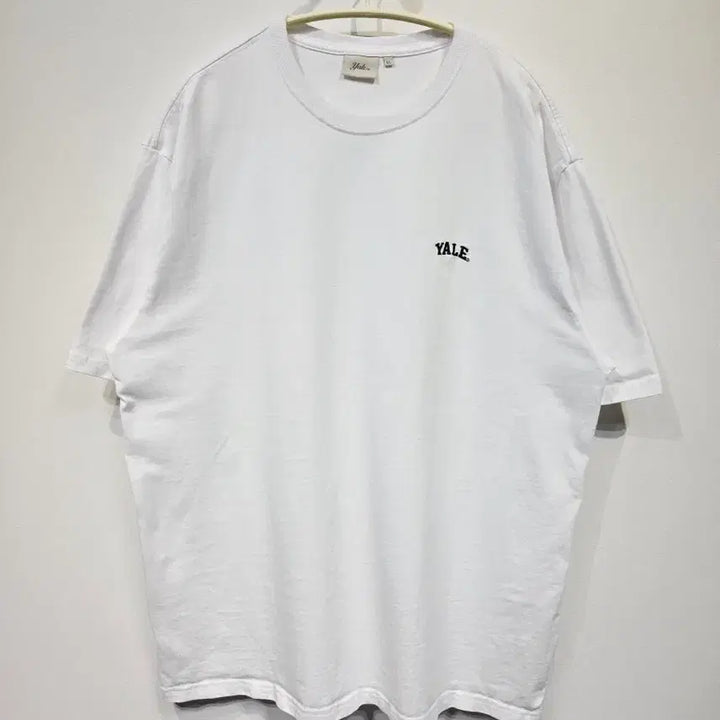 [BUNJANG] YALE Small Logo Short Sleeve T-shirt / YALE 예일 스몰 로고 반팔 티셔츠