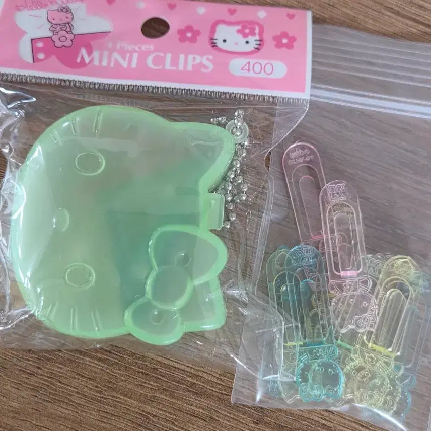 [BUNJANG] Vintage Hello Kitty Clip and Gripper Set / 고전키티 클립 집게 키링 세트 판매(가격고정)