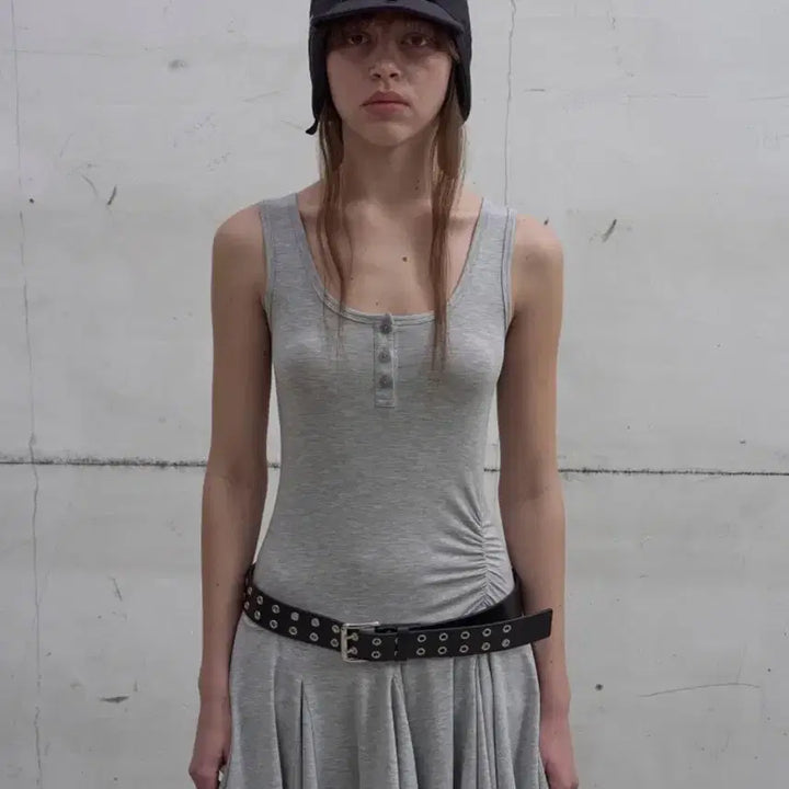 [BUNJANG] LCDC Frill Sleeveless Top Grey M / LCDC 프릴 슬리브리스 탑 그레이 M