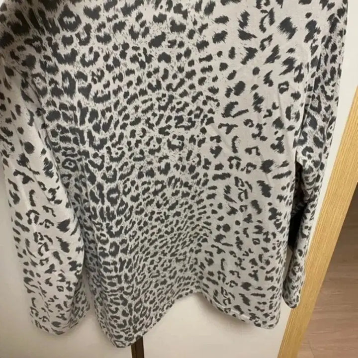 [BUNJANG] Le de Mande Loose Fit Sweatshirt / 르드망 브랜드 맨투맨 루즈핏 667788 사이즈