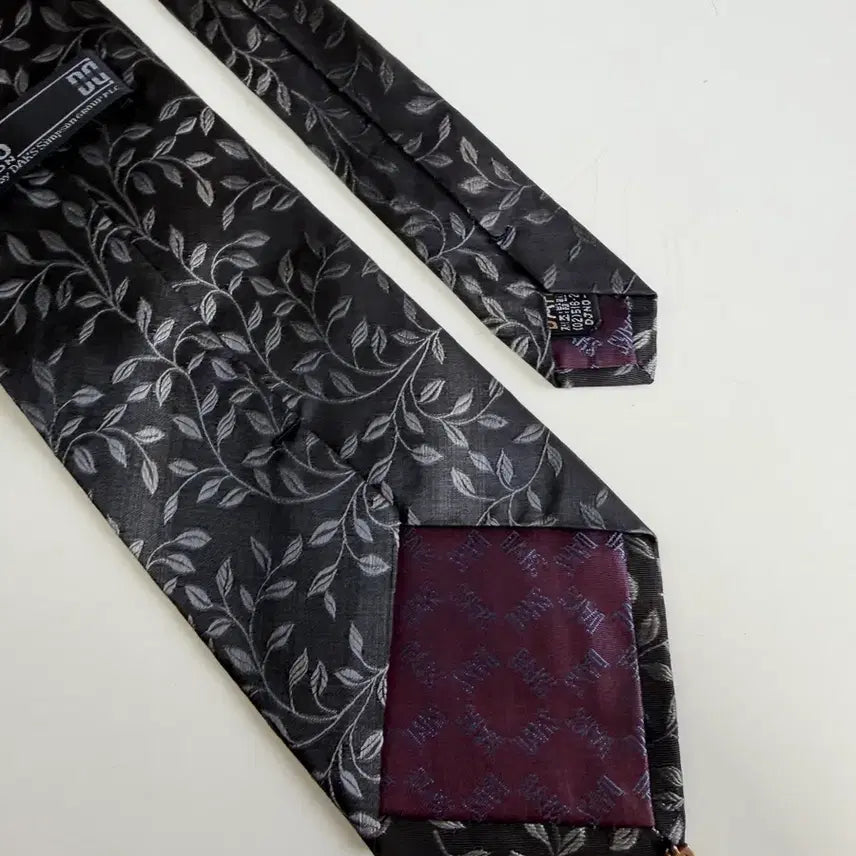 [BUNJANG] Daks Silk Tie 9.5cm / 닥스(Daks) 실크 넥타이 9.5cm