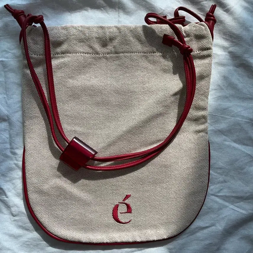 [BUNJANG] Archivepke Canvas Cross Bag Red / 아카이브앱크 캔버스 크로스백 레드