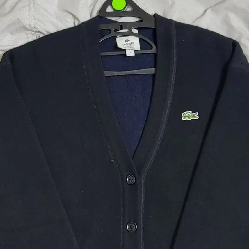 [BUNJANG] Lacoste Wool V-Neck Cardigan (S90) Unisex / 라코스테울 브이넥 가디건 S90 남여공용