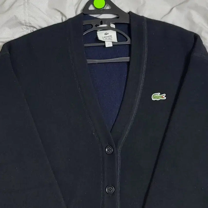 [BUNJANG] Lacoste Wool V-Neck Cardigan (S90) Unisex / 라코스테울 브이넥 가디건 S90 남여공용