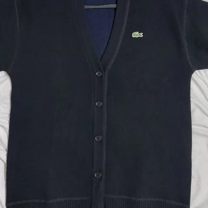 [BUNJANG] Lacoste Wool V-Neck Cardigan (S90) Unisex / 라코스테울 브이넥 가디건 S90 남여공용