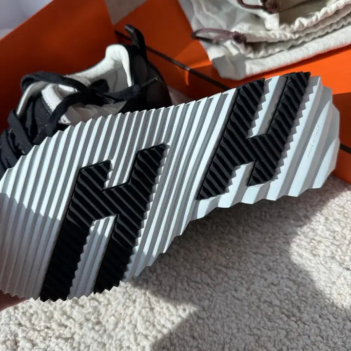 [BUNJANG] Hermes Bouncing Sneakers Black 40.5 / 에르메스 바운싱 스니커즈 블랙 40.5