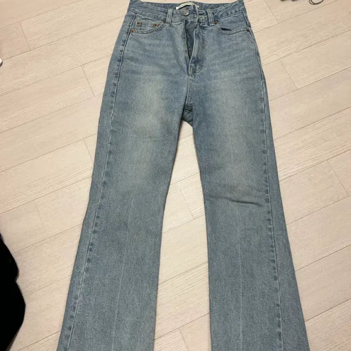 [BUNJANG] InstantFunk Bootcut Jeans Light Blue / 인스턴트펑크 부츠컷 라이트블루 1