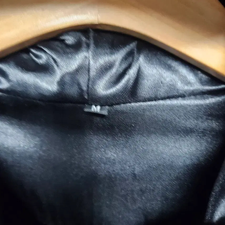 [BUNJANG] Black Hooded Faux Fur Vest M Size / 블랙 후드 퍼 베스트 M사이즈
