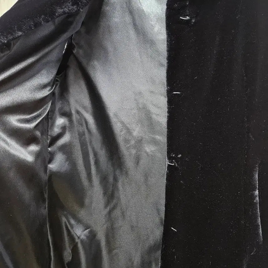 [BUNJANG] Black Hooded Faux Fur Vest M Size / 블랙 후드 퍼 베스트 M사이즈