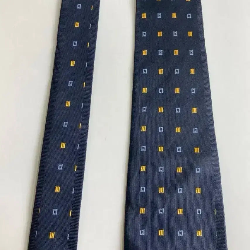 [BUNJANG] Mila Schon Silk Tie / 밀라숀 넥타이