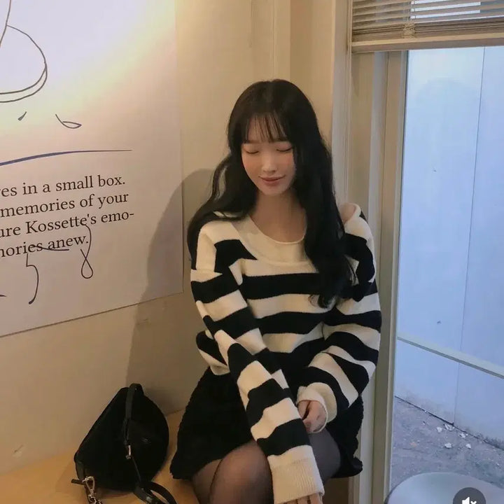 [BUNJANG] Young Fan Cake Striped Layered Off-Shoulder Knit Top / [새상품] 영팬케이크 스트라이프 레이어드 오프숄더 니트