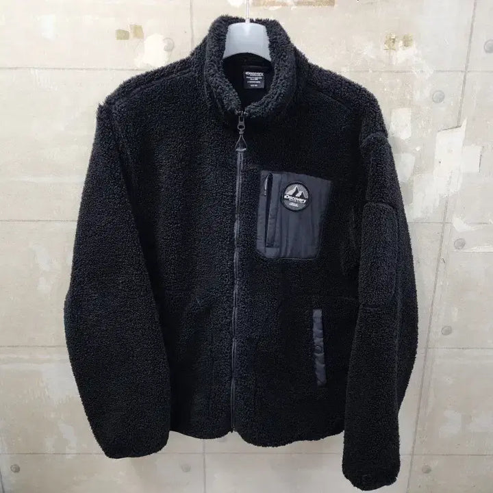[BUNJANG] Discovery Fleece Jacket (Size 100, Excellent Condition) / 디스커버리 정품 남성 부클 플리스 점퍼/100size/상태우수