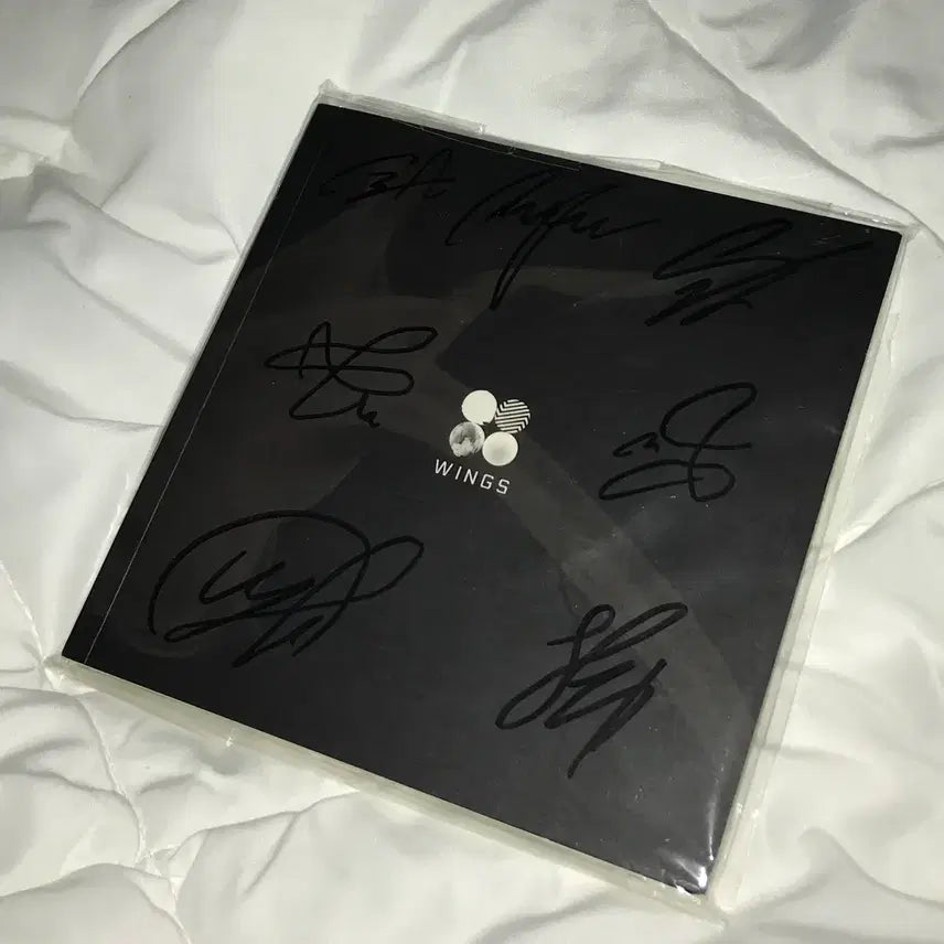 방탄 윙스 싸인앨범