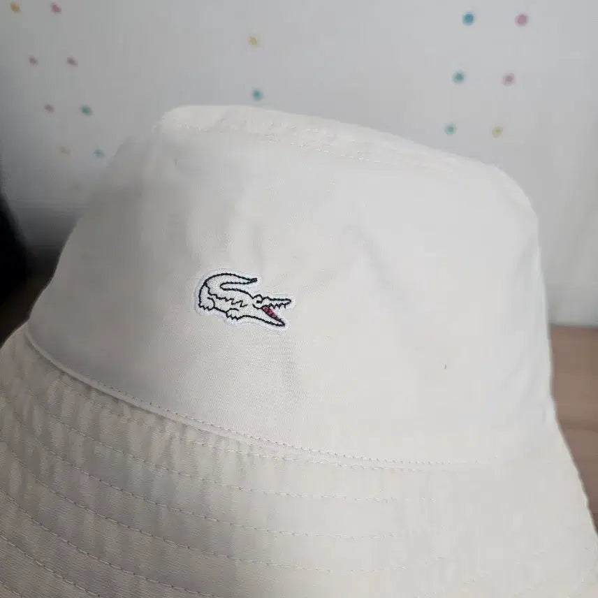 [BUNJANG] Lacoste Reversible Bucket Hat - Ivory & Cream - Size L / 라코스테 양면 뽀글이 버킷햇 모자