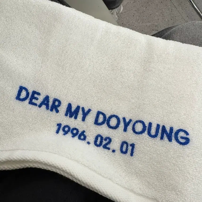 [BUNJANG] NCT Doyoung Birthday Towel / 도영 생카 수건 팝니다