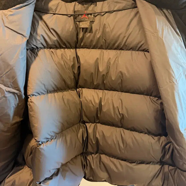 [BUNJANG] Nike Jordan Flight Corduroy Padded Jacket / 나이키 조던 플라이트 코듀로이 패딩 3XL