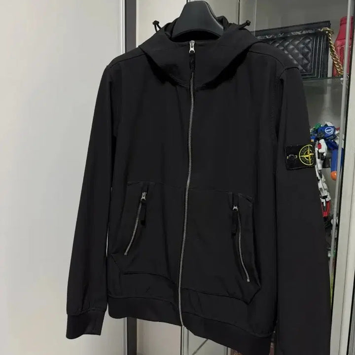 [BUNJANG] Stone Island Soft Shell Jacket / 스톤아일랜드 소프트쉘