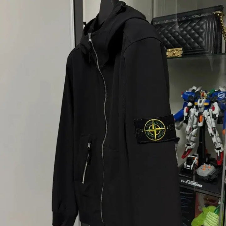 [BUNJANG] Stone Island Soft Shell Jacket / 스톤아일랜드 소프트쉘