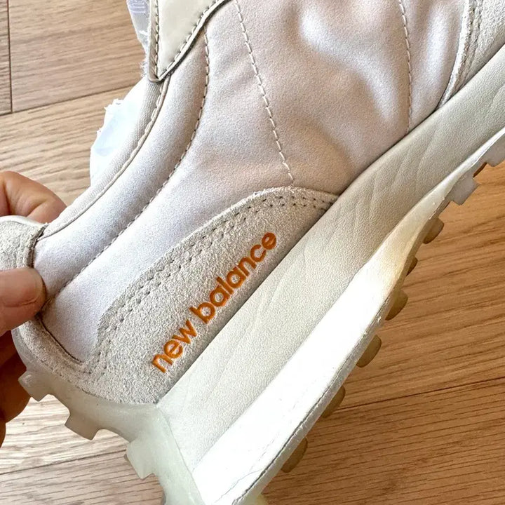 [BUNJANG] New Balance 327 Beige Snidel Women&